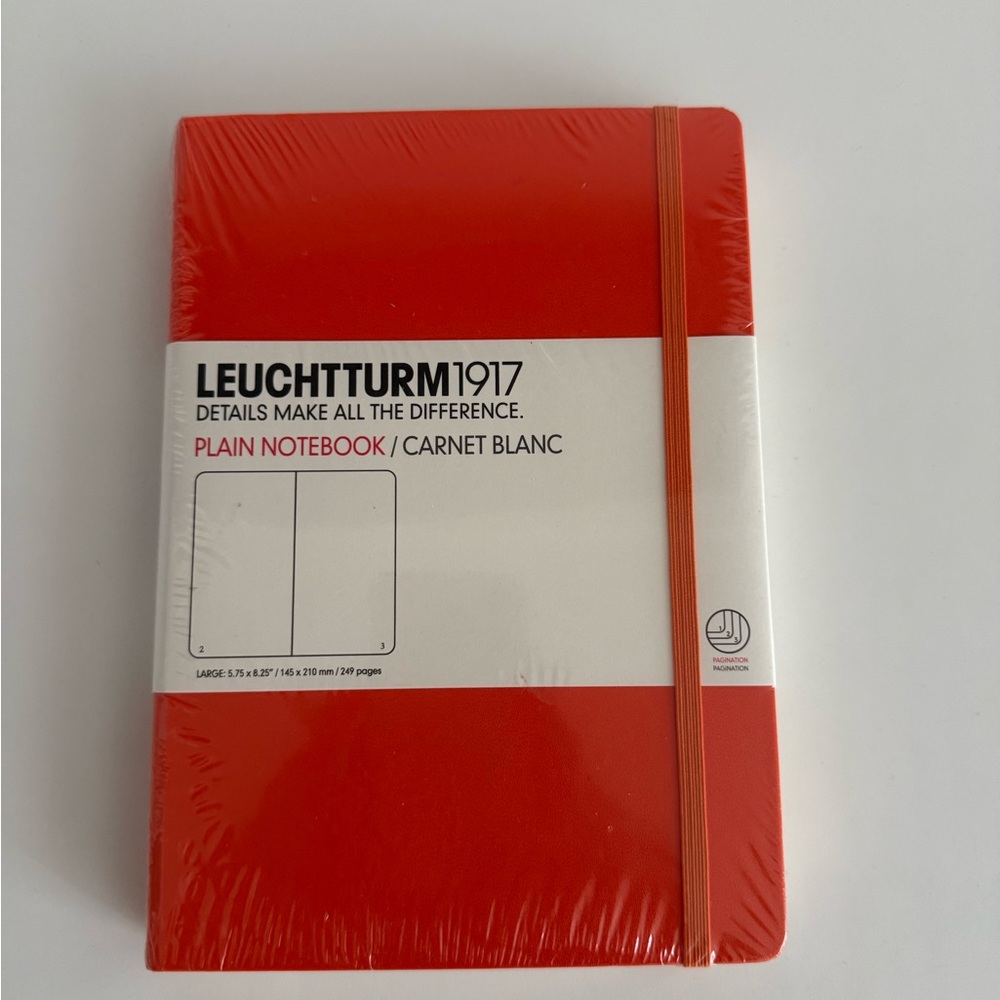 Leuchtturm Orange Journal Blank, Large
Size: 5.75” x 8.25”
